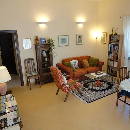 Casa de hóspedes Short Lets Prosperus
